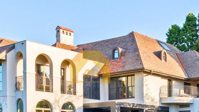 Buying Property in Toorak